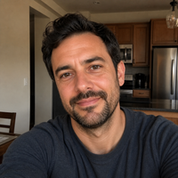 Andrés R.